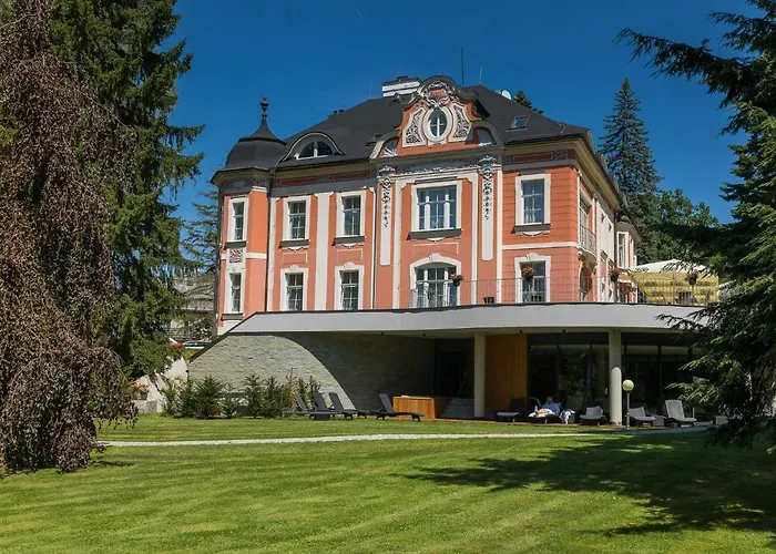 Wellness & Spa Hotel Villa Regenhart