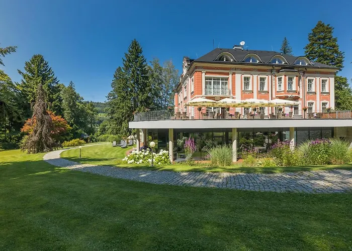 Wellness & Spa Hotel Villa Regenhart