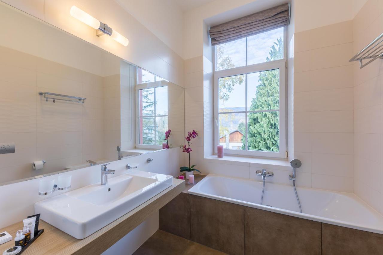 Wellness & Regenhart 4*